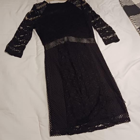 DIVIDED by H&M Women's size 8 dress in black lace with net accents EXC - Picture 5 of 5